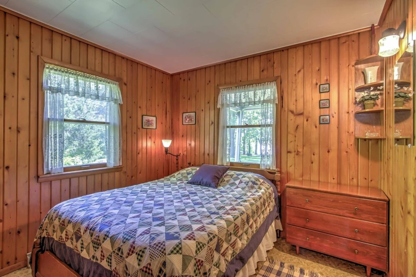 Walk to River! 'it's A Wonderful Life' Cottage