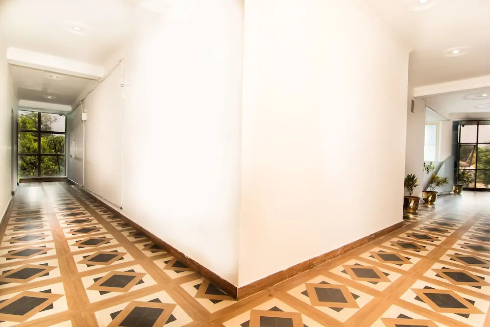 OYO 4998 Sara Residency