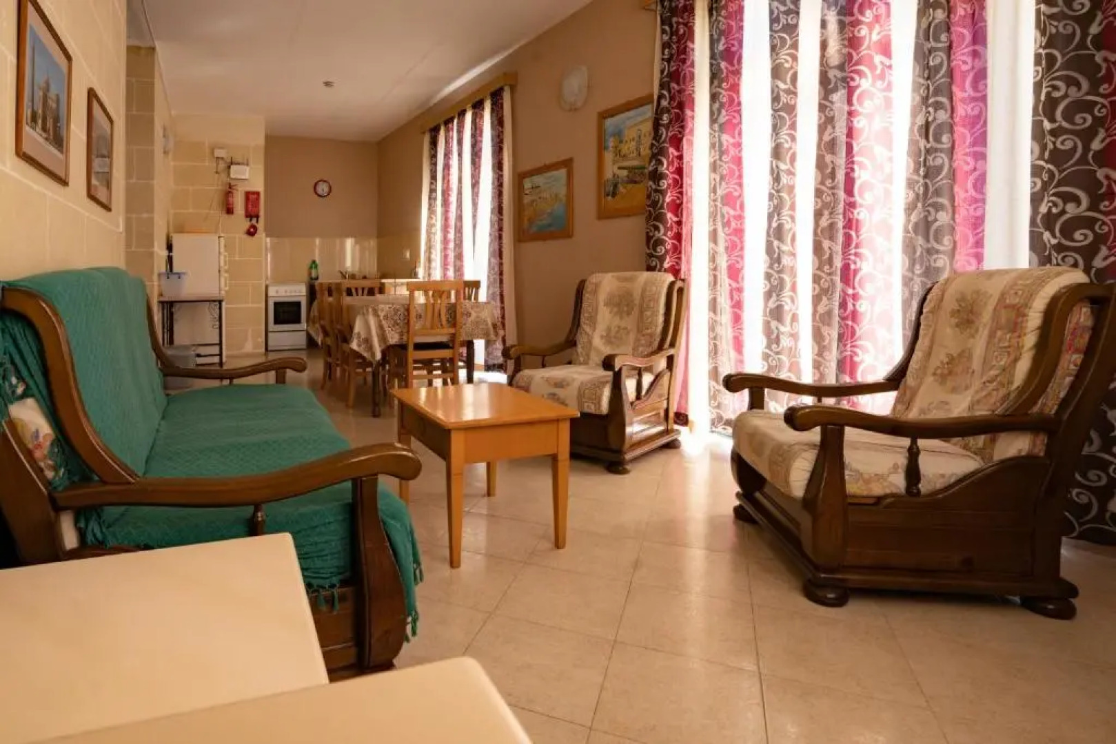 Sunset Seaview Apartments