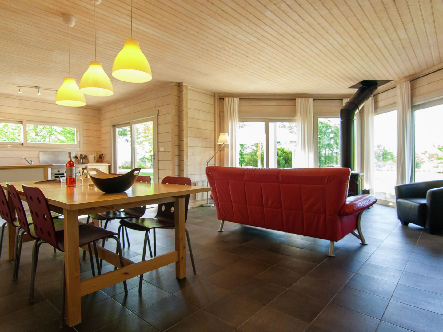 Holiday Home in Oradour sur Vayres with Private Terrace