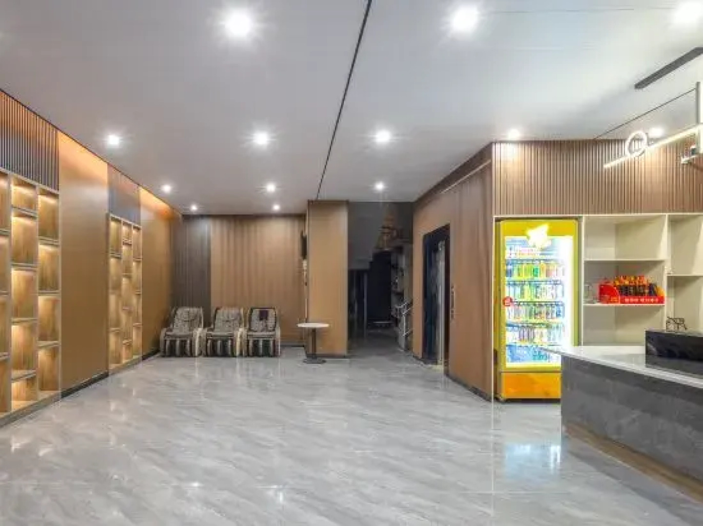 Yixuan Anlai S Hotel