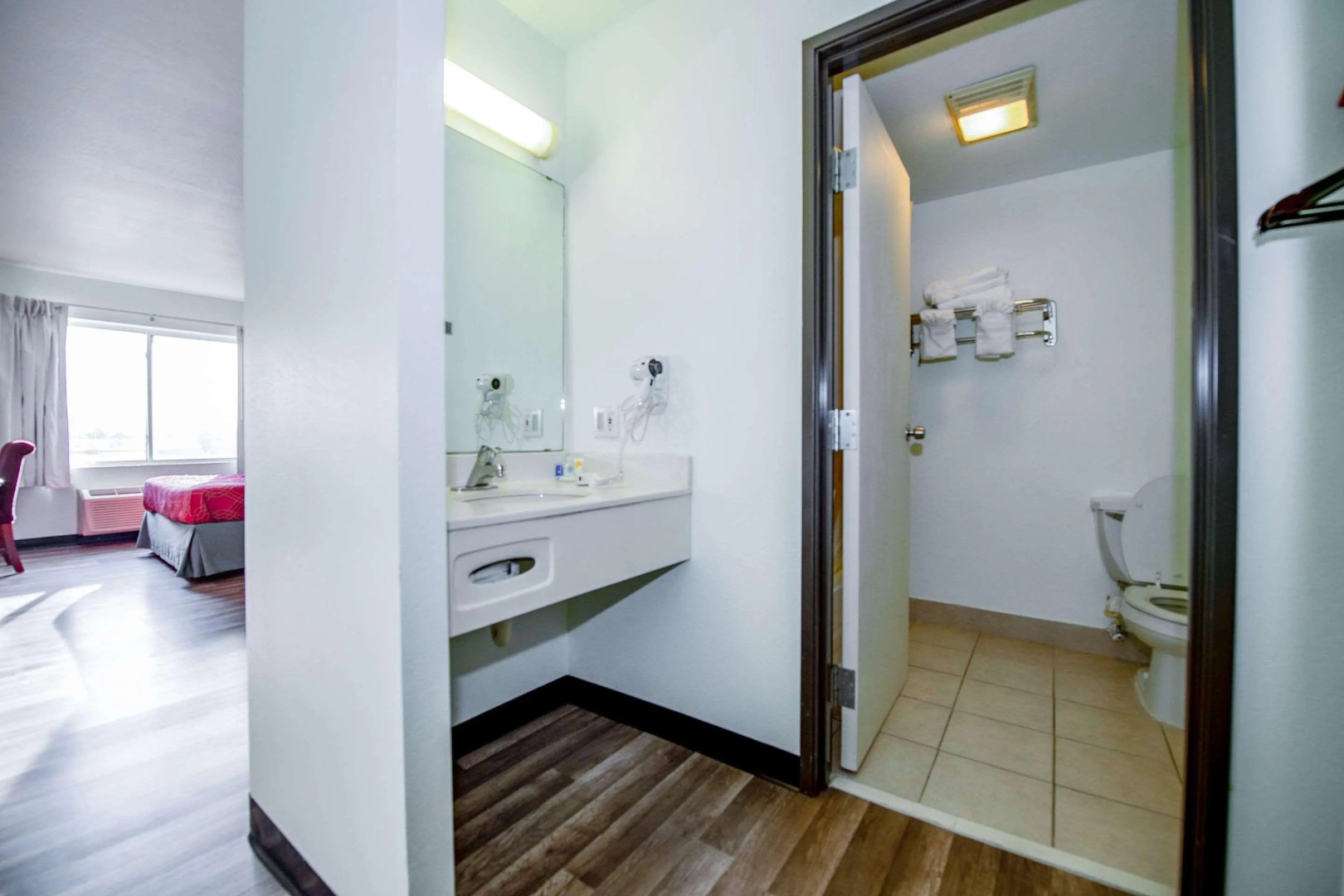 Rodeway Inn Colorado Springs