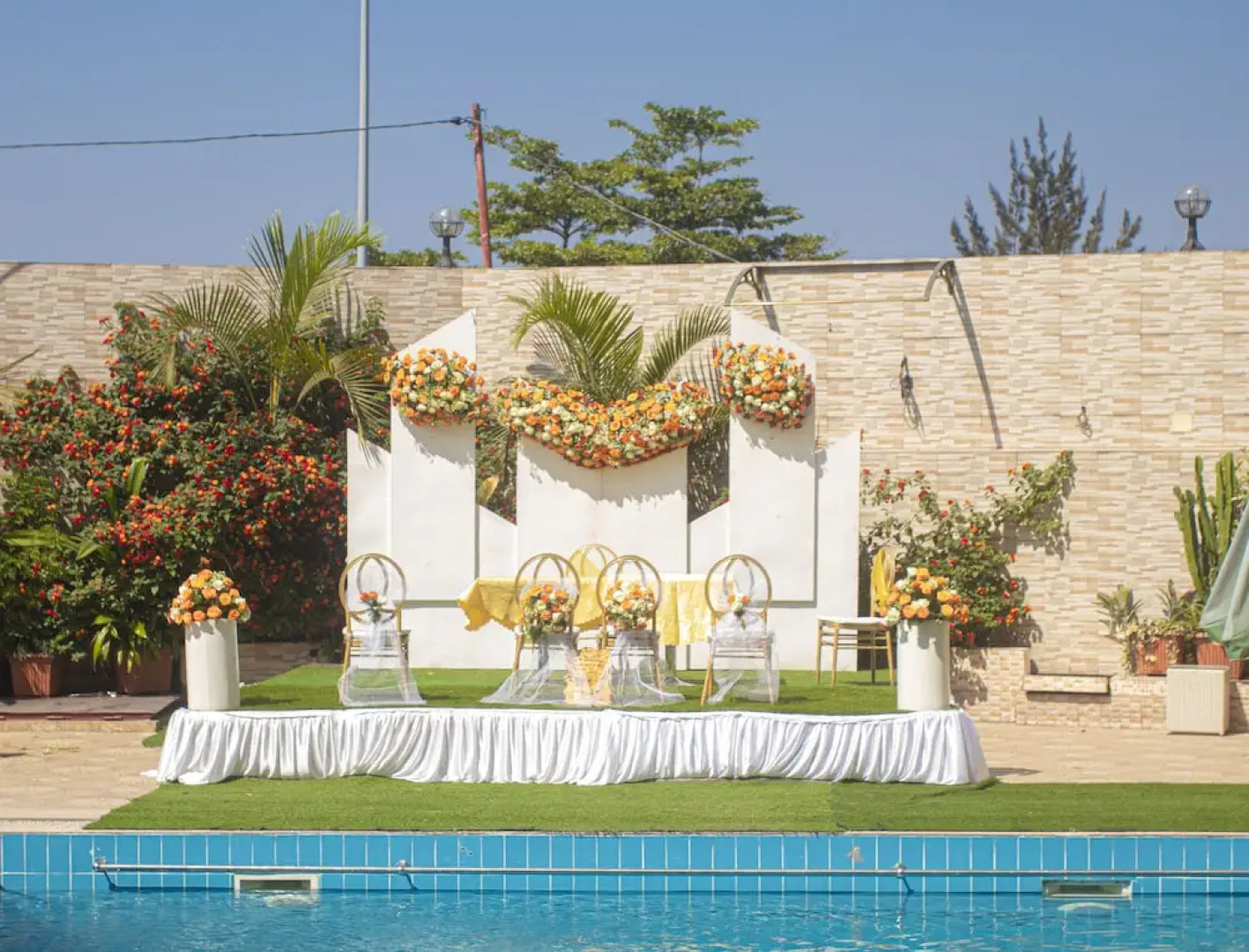 La Joie Plazza Hotel