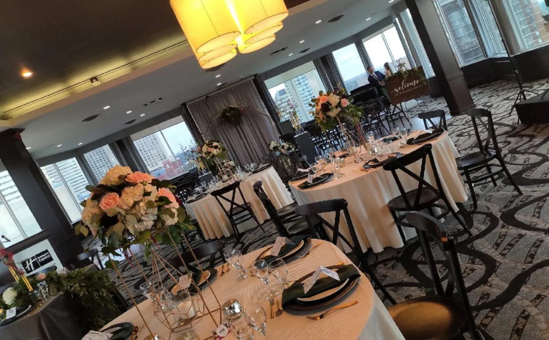 Holiday Inn Express Edmonton Downtown by IHG