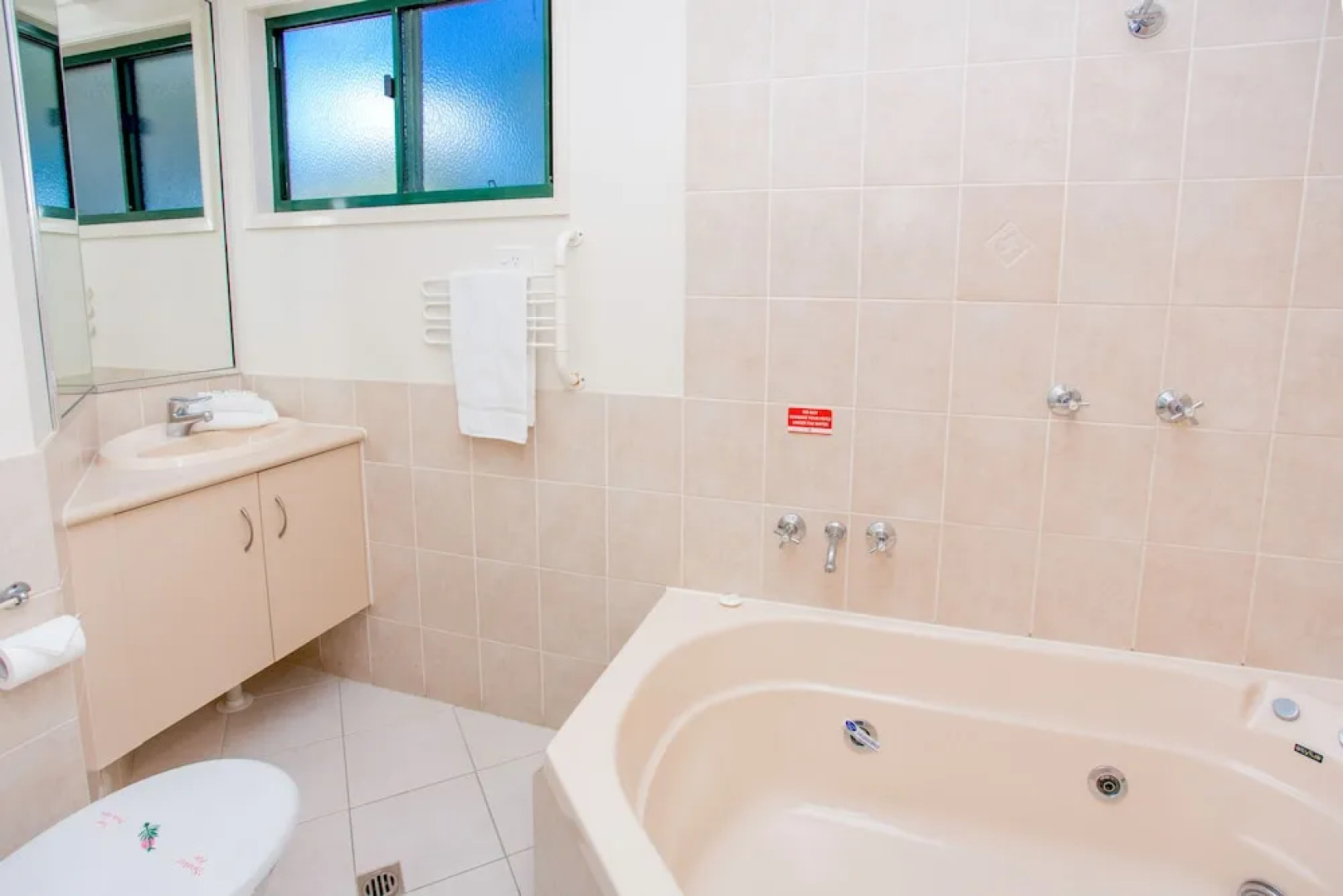 BIG4 Bowen Coral Coast Beachfront Holiday Park