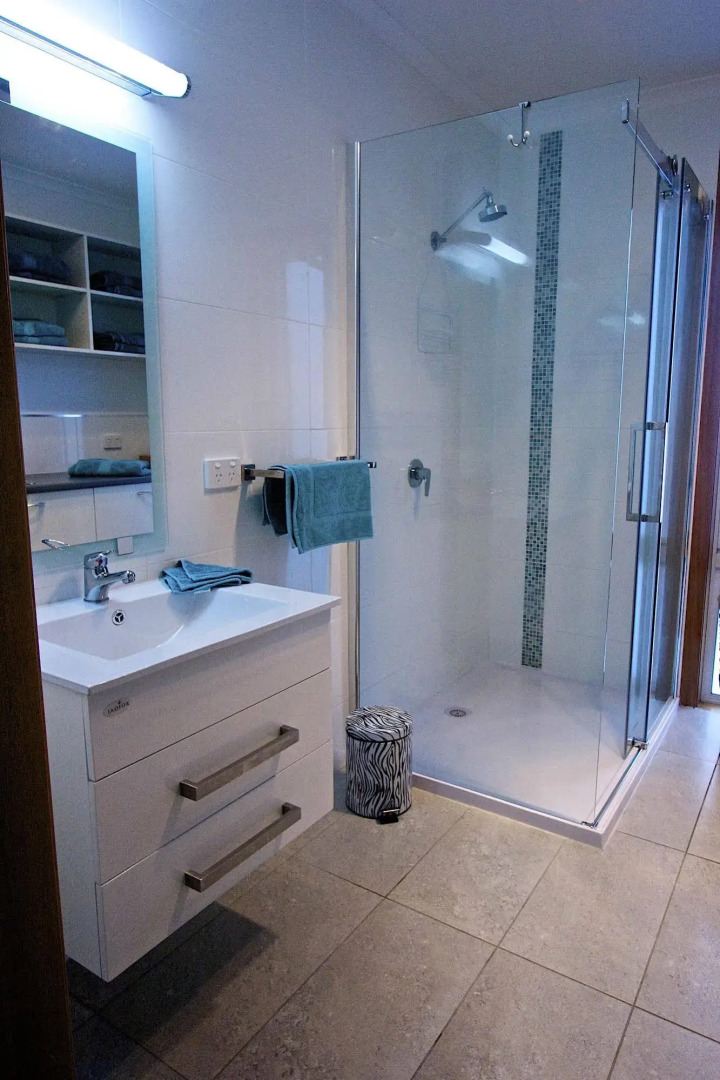 Penguin Beachfront Apartments