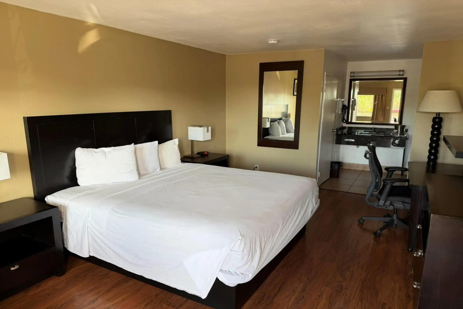 Travelodge by Wyndham Hemet CA