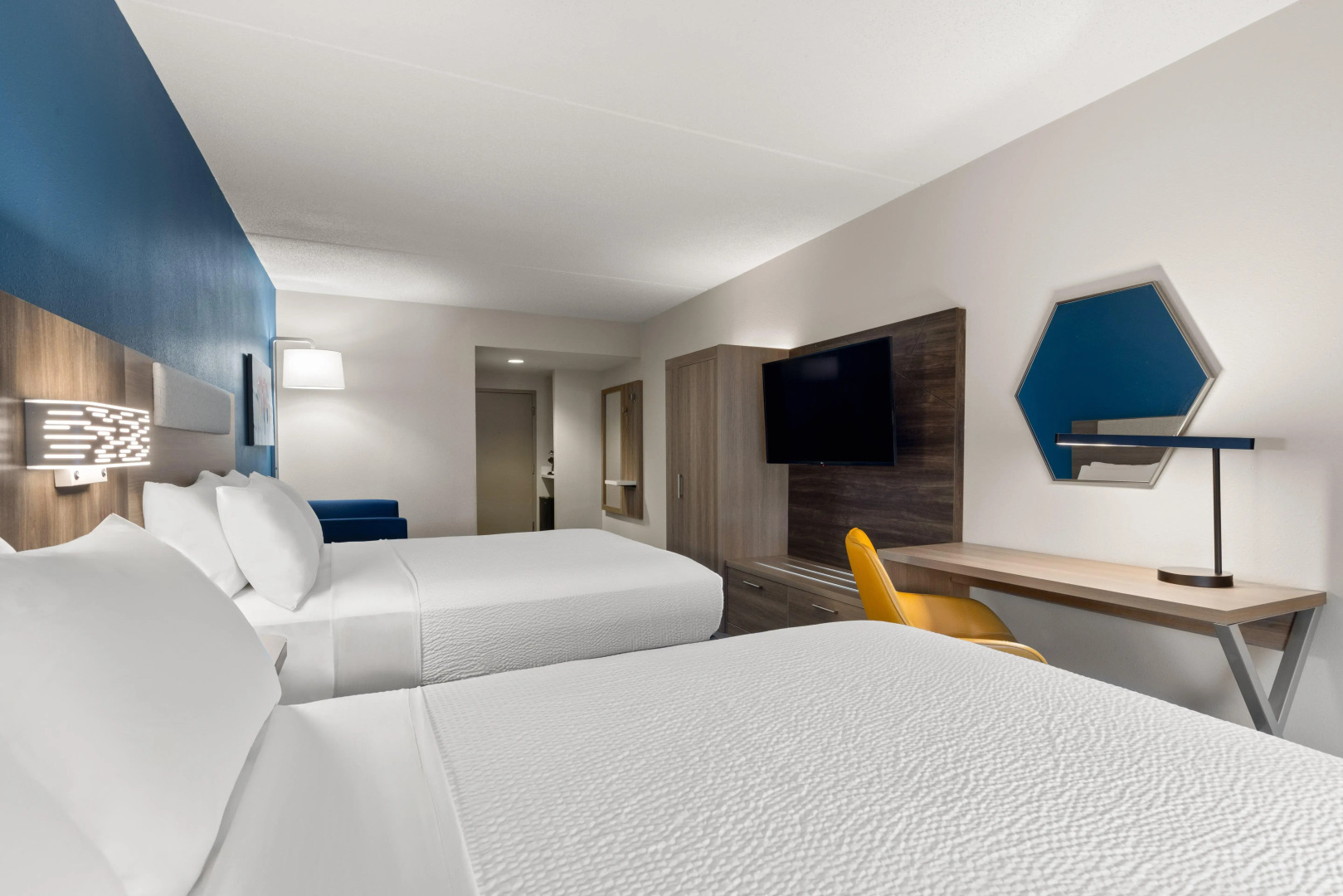 Holiday Inn Express Hotel & Suites Danbury - I-84 by IHG