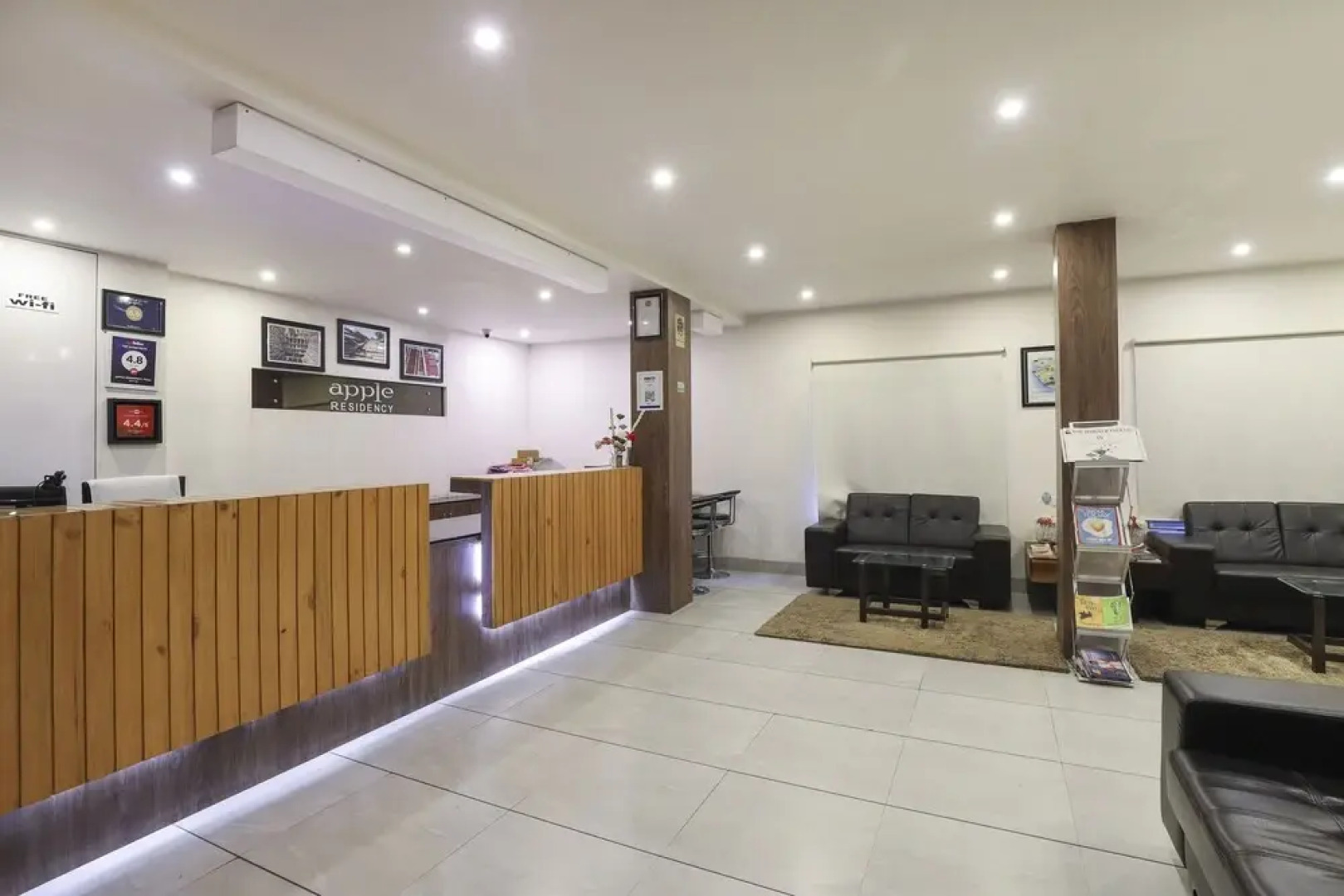 Capital O 48764 Apple Residency