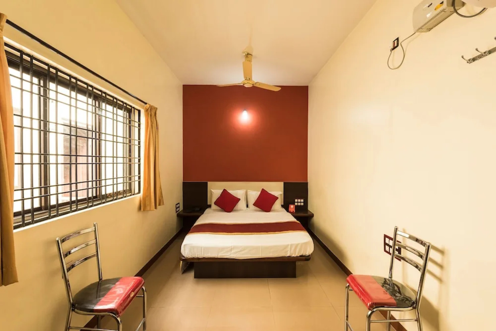 OYO 9918 Sri Venkatesha Residency