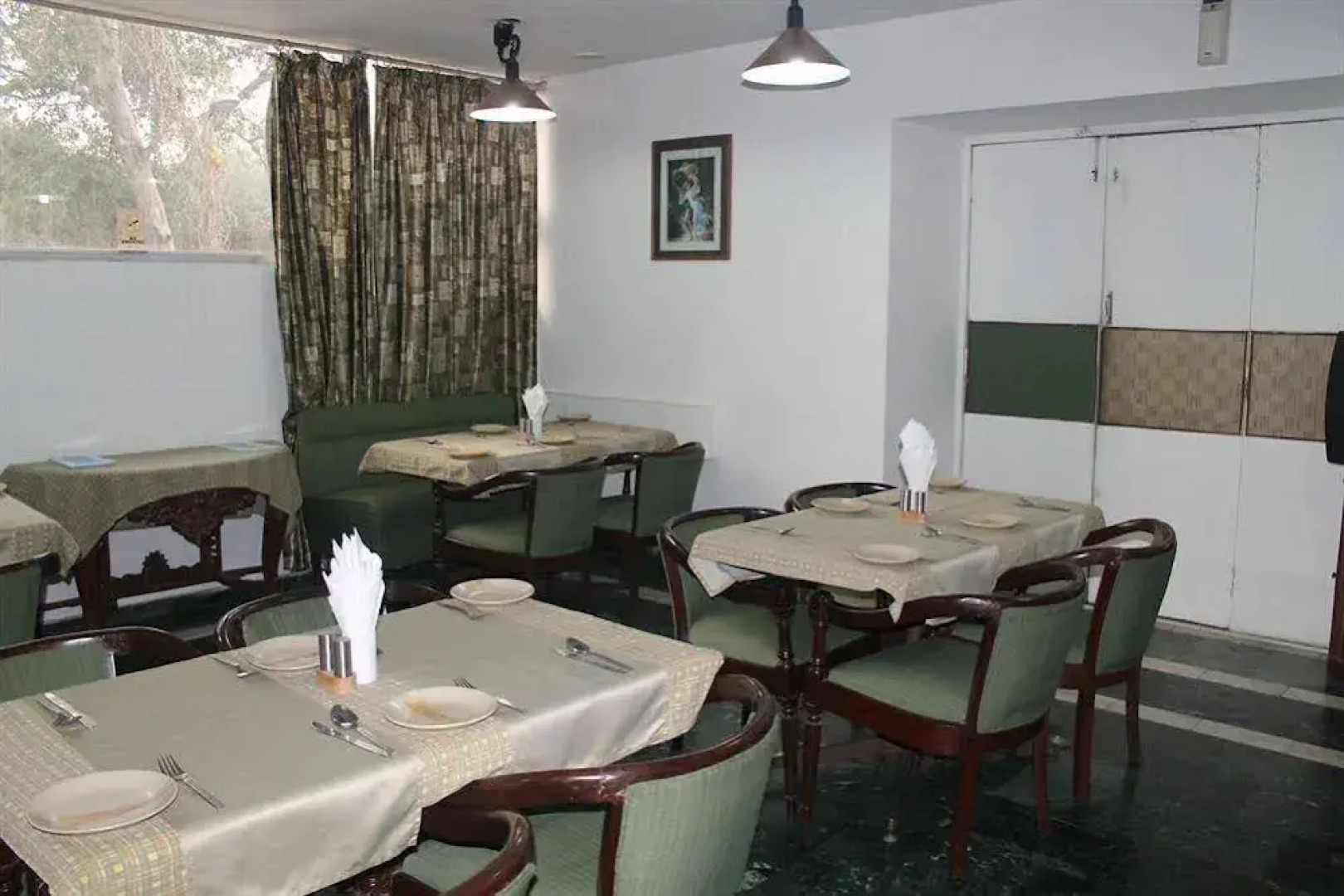 Hotel Asian International