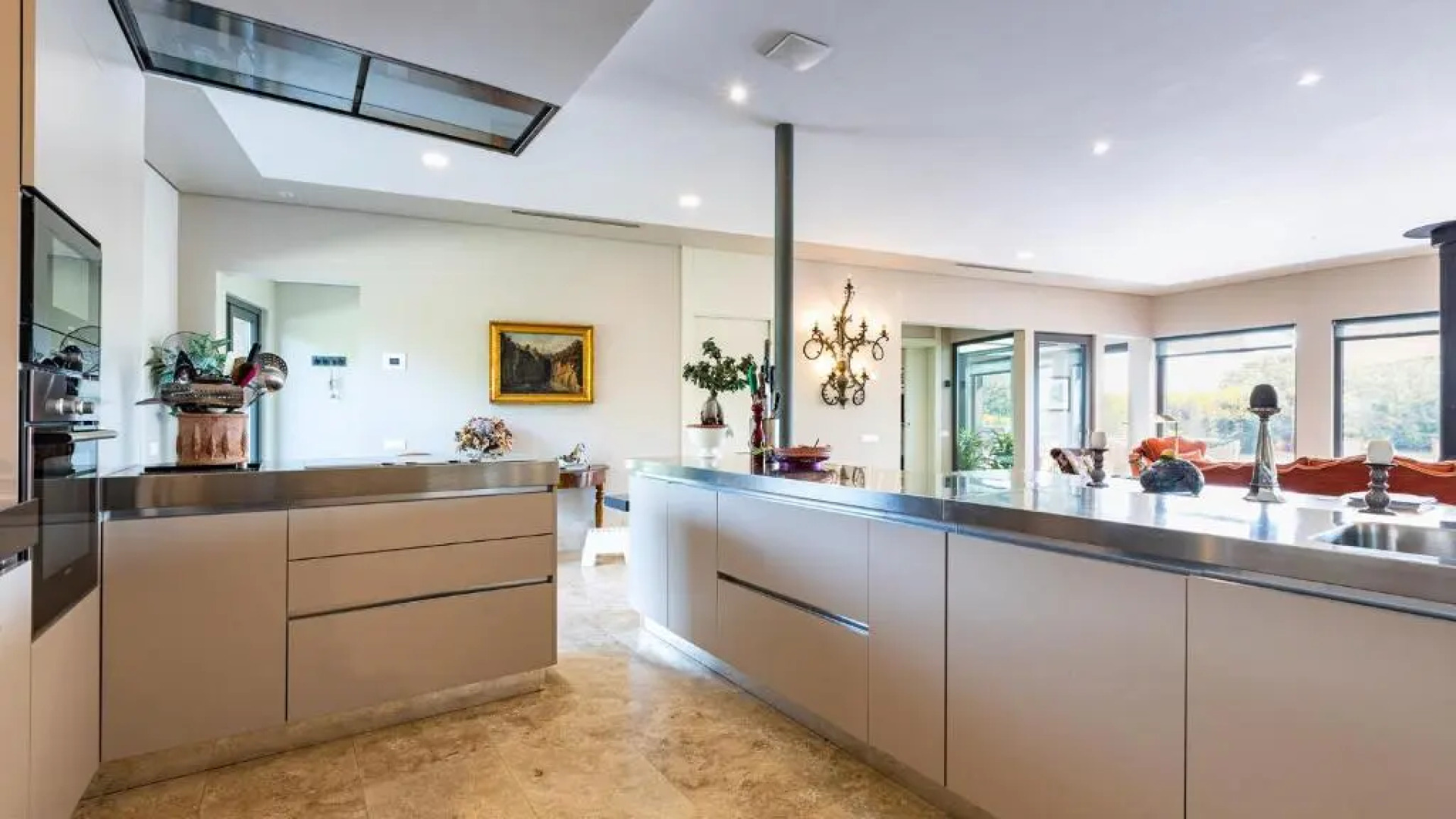 VILLA AIRONE 12, Emma Villas