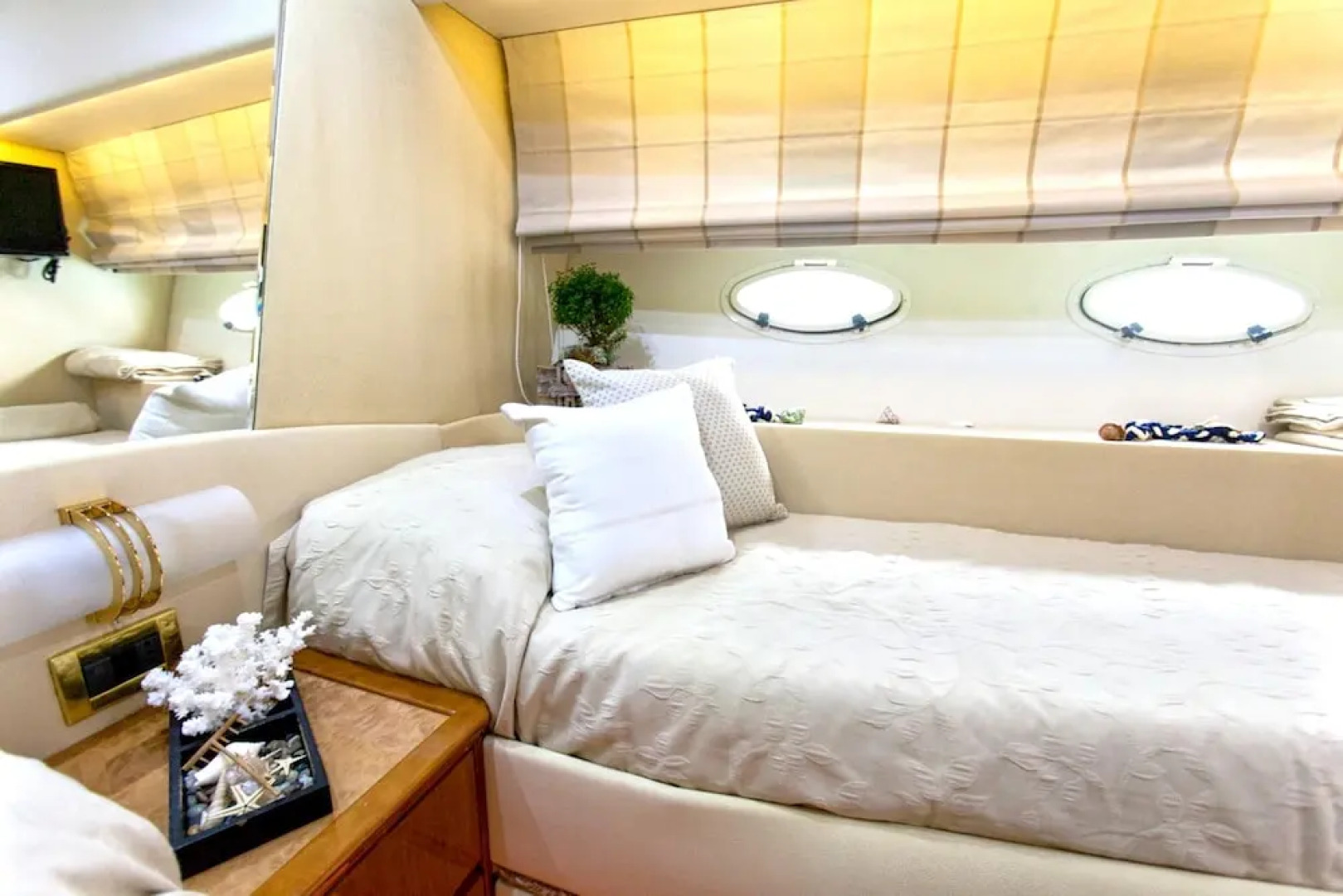 Property With 3 Bedrooms in Alimos, With Wonderful sea View, Furnished