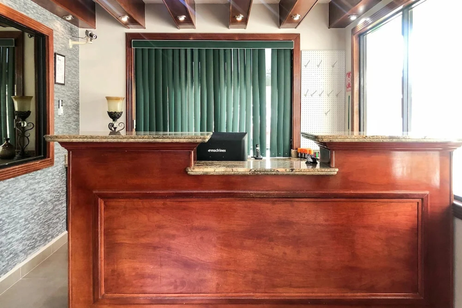 Capital O Palms Hotel