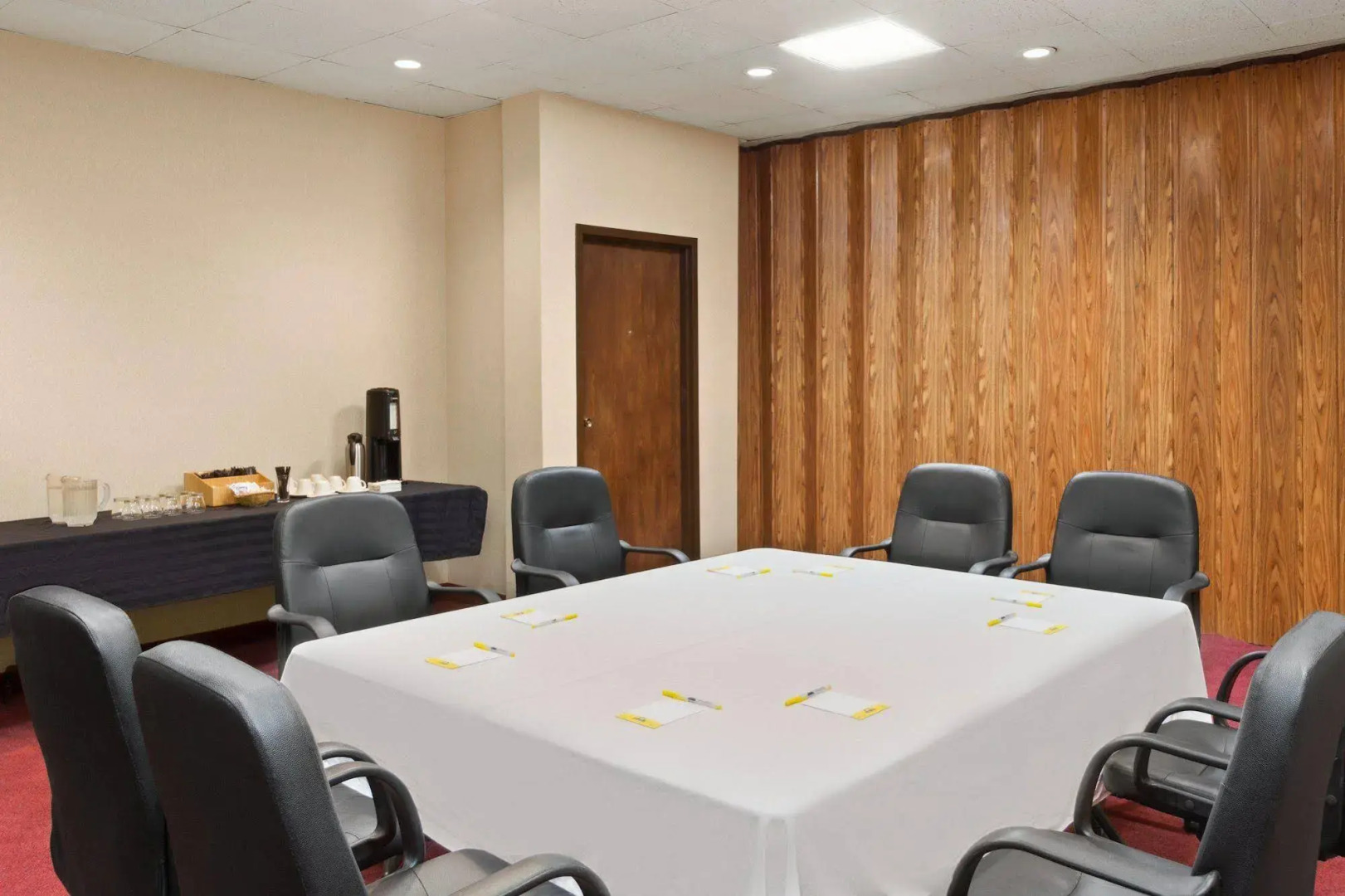 Days Inn - Prince George