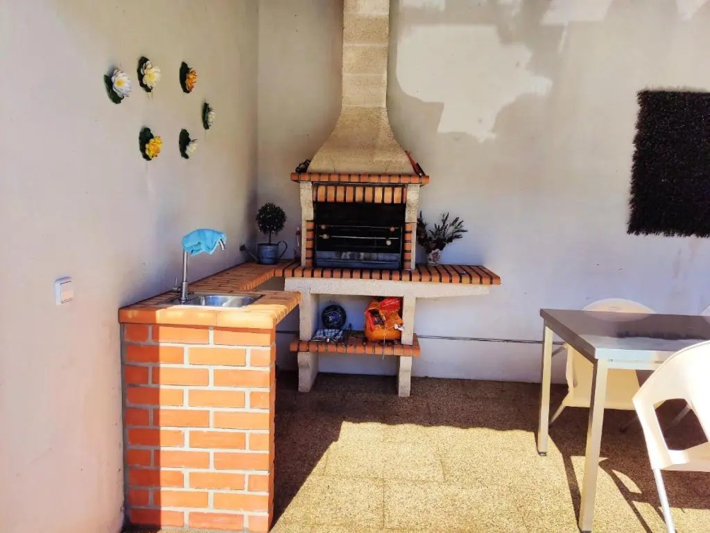 Villa With 4 Bedrooms in Vila Nova de Cerveira, With Wonderful Mountai