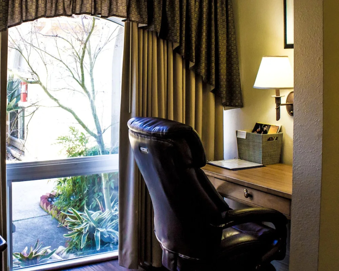 Los Gatos Garden Inn Hotel