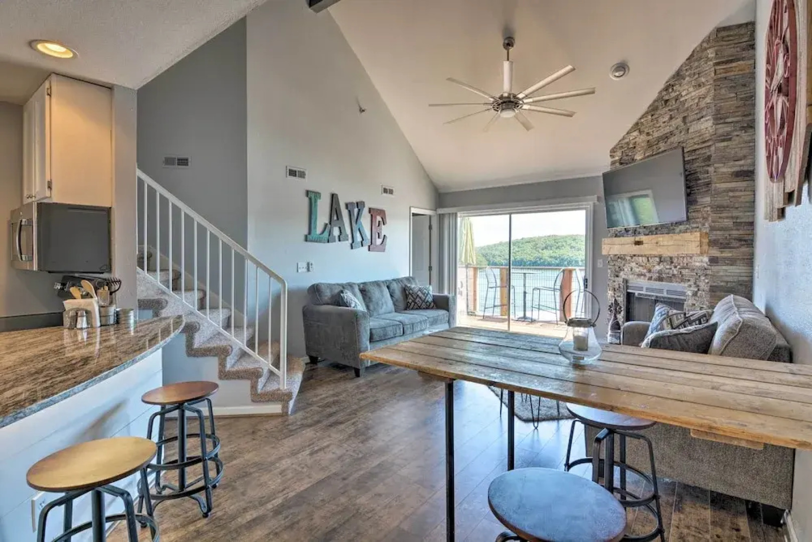 Deck, Pool & Views: Lake of the Ozarks Condo