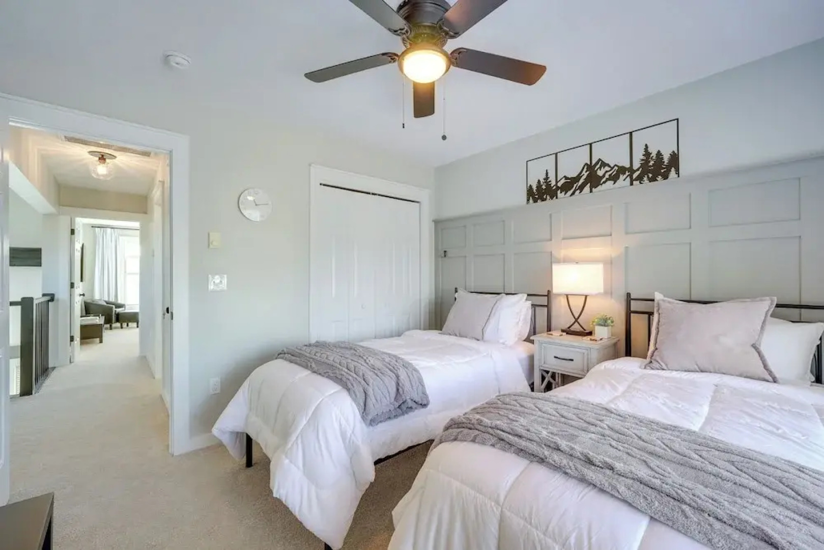 1 Mi to Waterpark: Mtn-view Poconos Hideaway!