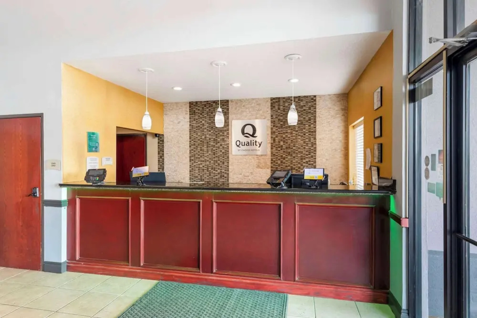Quality Inn And Suites Wichita