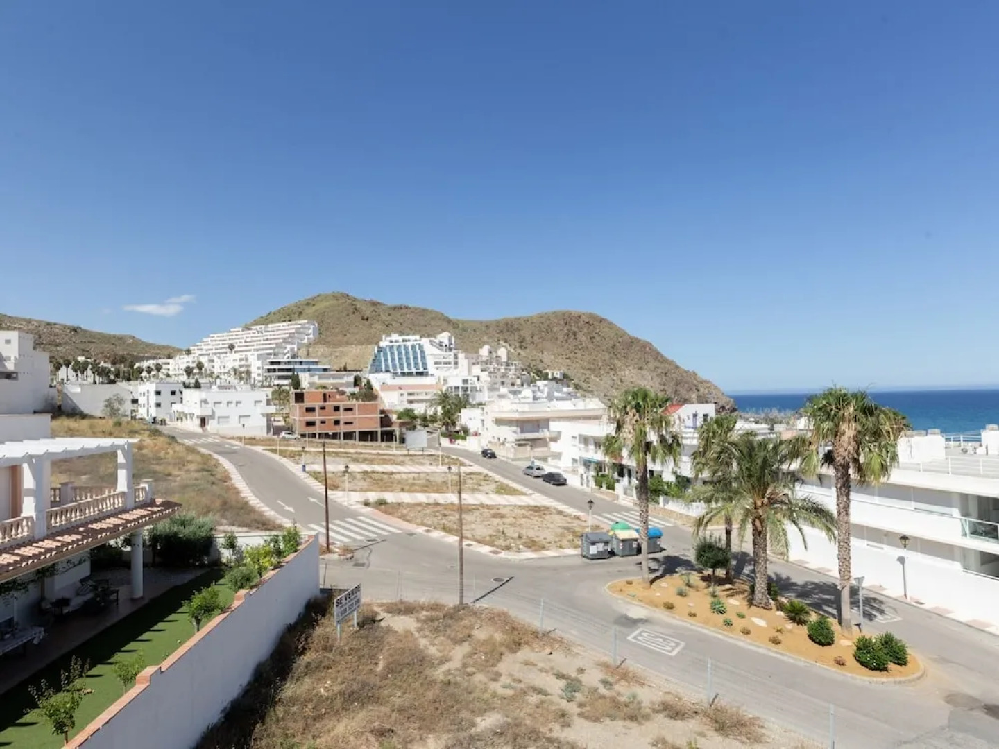 Cosy Holiday Home in Carboneras near Andaluz Park and Beach