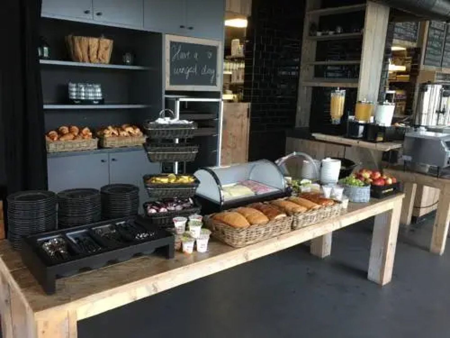 Lakeside Paradise Sleep Inn Hostel