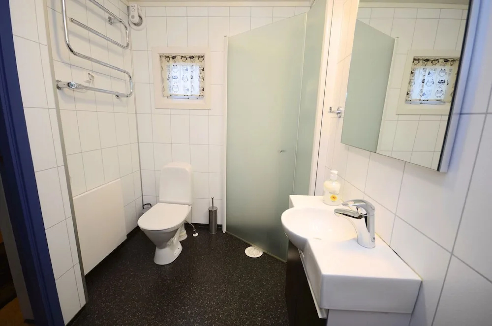 Ekker Island Arctic Lodge