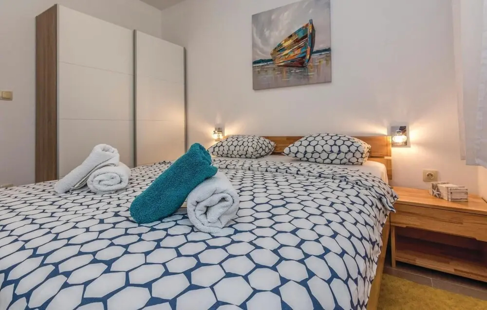 Beautiful Home in Pridraga With Wifi and 8 Bedrooms