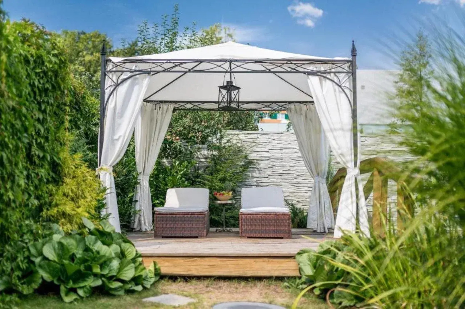 Pytloun Wellness Travel Hotel