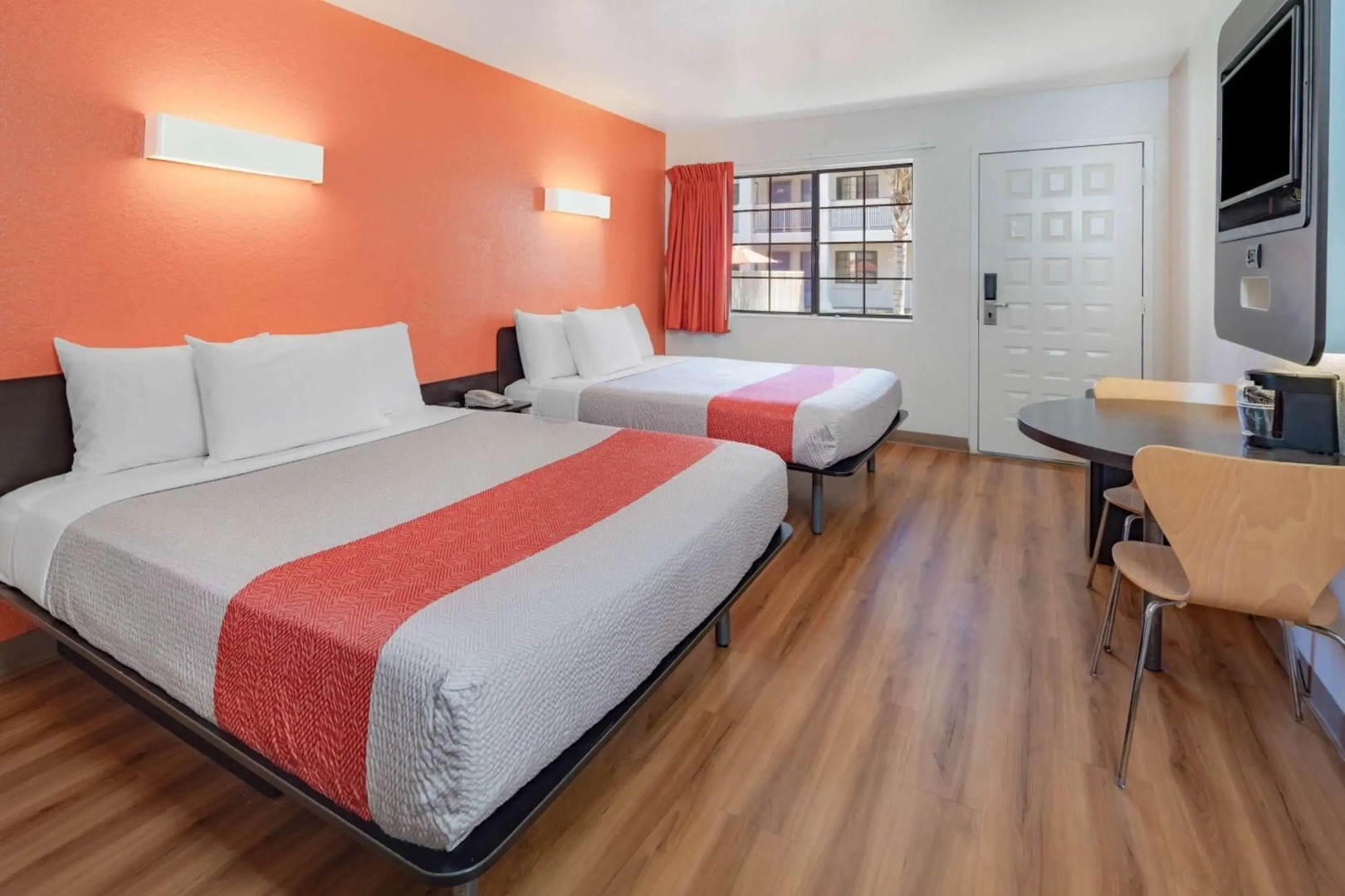 Motel 6 Thousand Oaks, CA