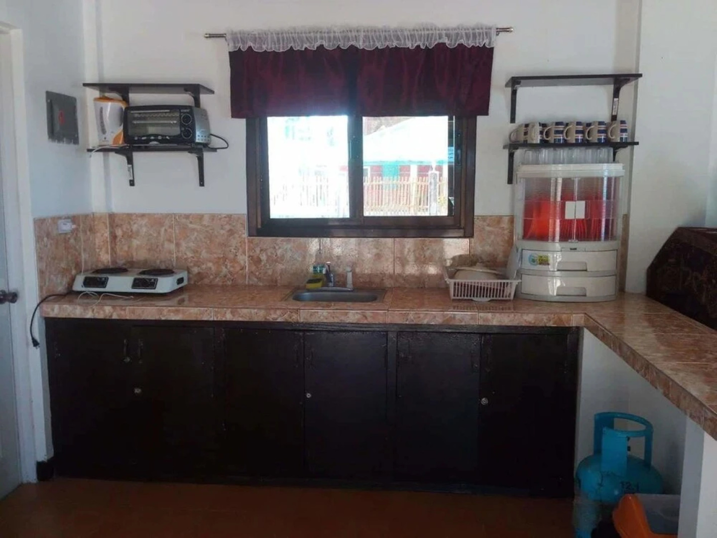 Traditional Filipino Villa Beachfront