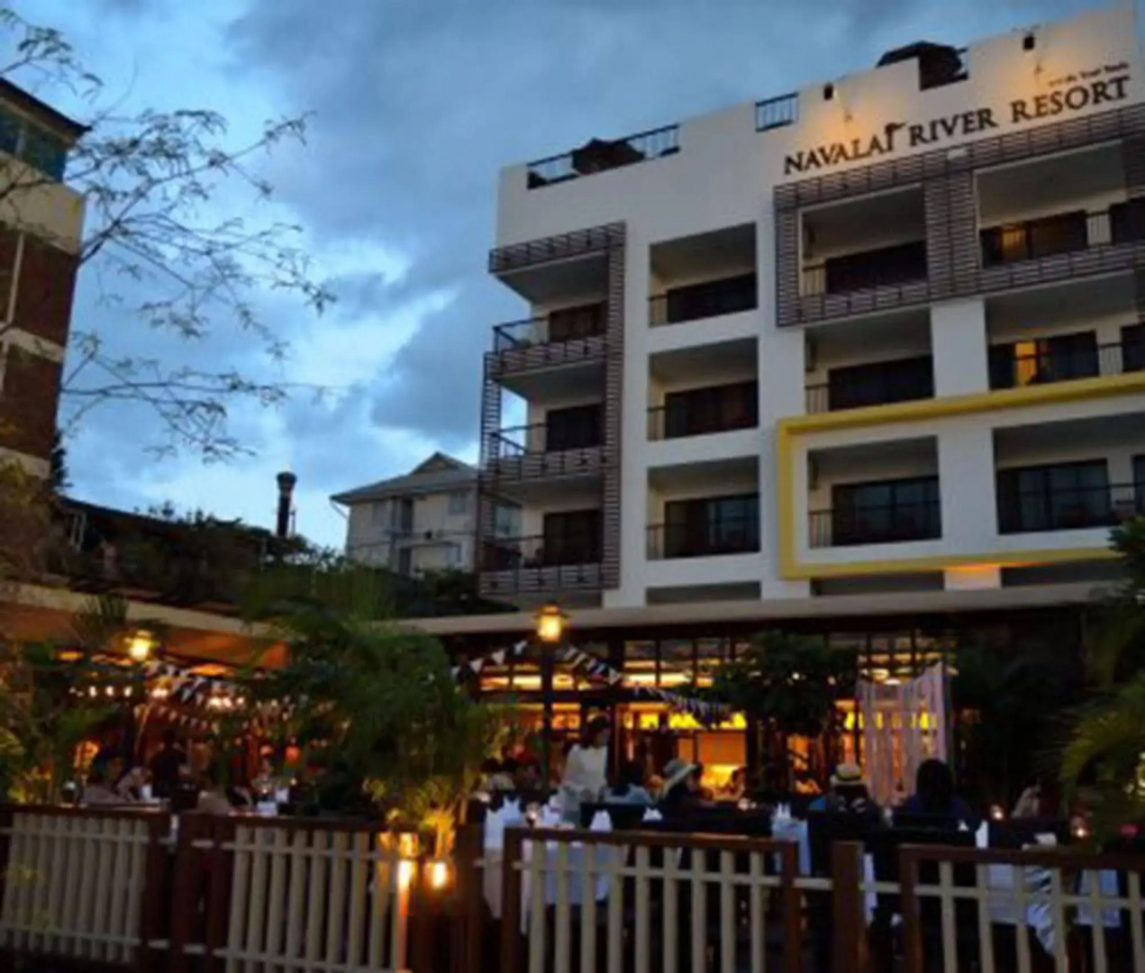 The StandardX Bangkok Phra Arthit