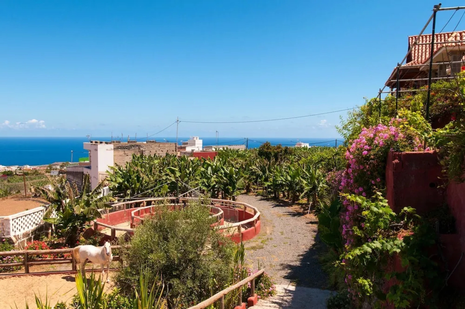 Villa for 10 in Gran Canaria Near Arucas Village