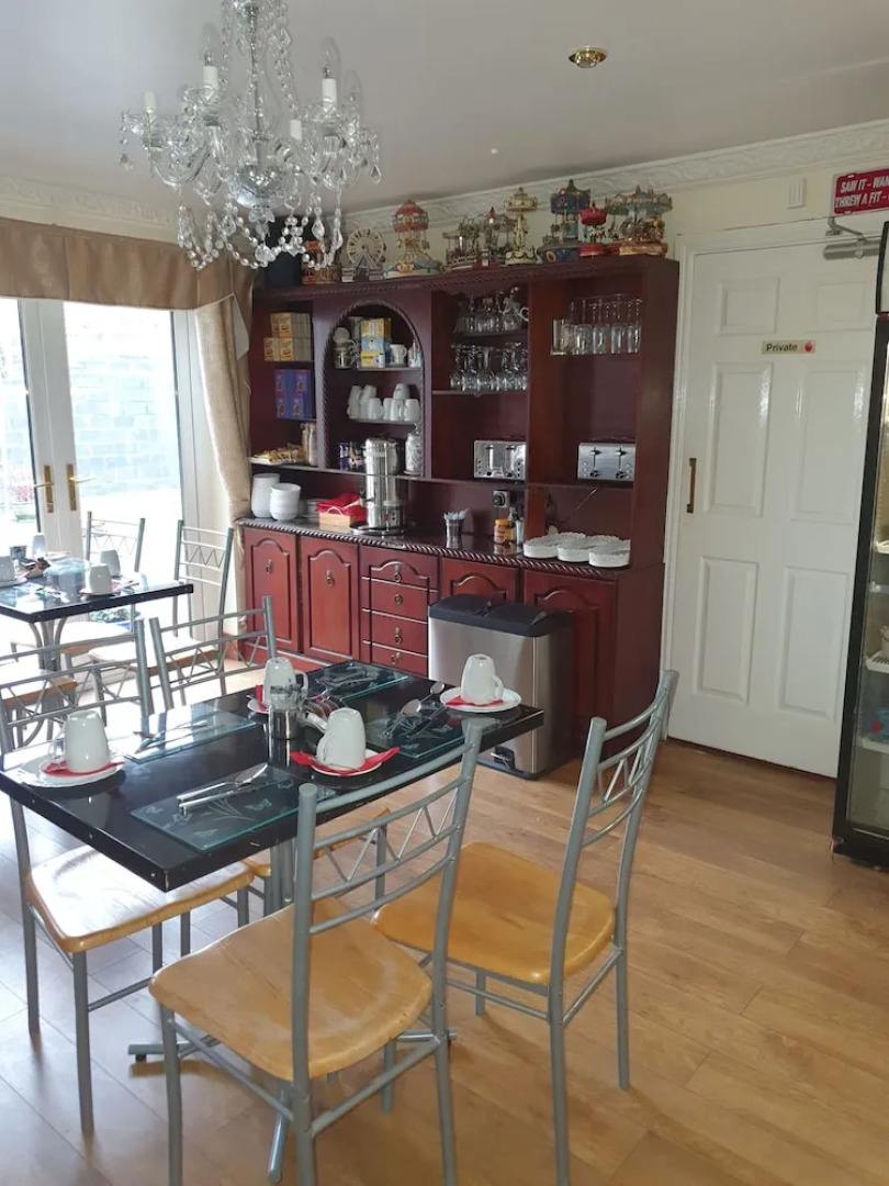 Golden Dawn Guesthouse