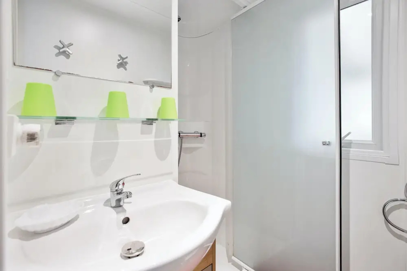 Bungalow With 3 Bedrooms in Saint-brevin-les-pins, With Shared Pool and Furnished Terrace - 300 m From the Beach