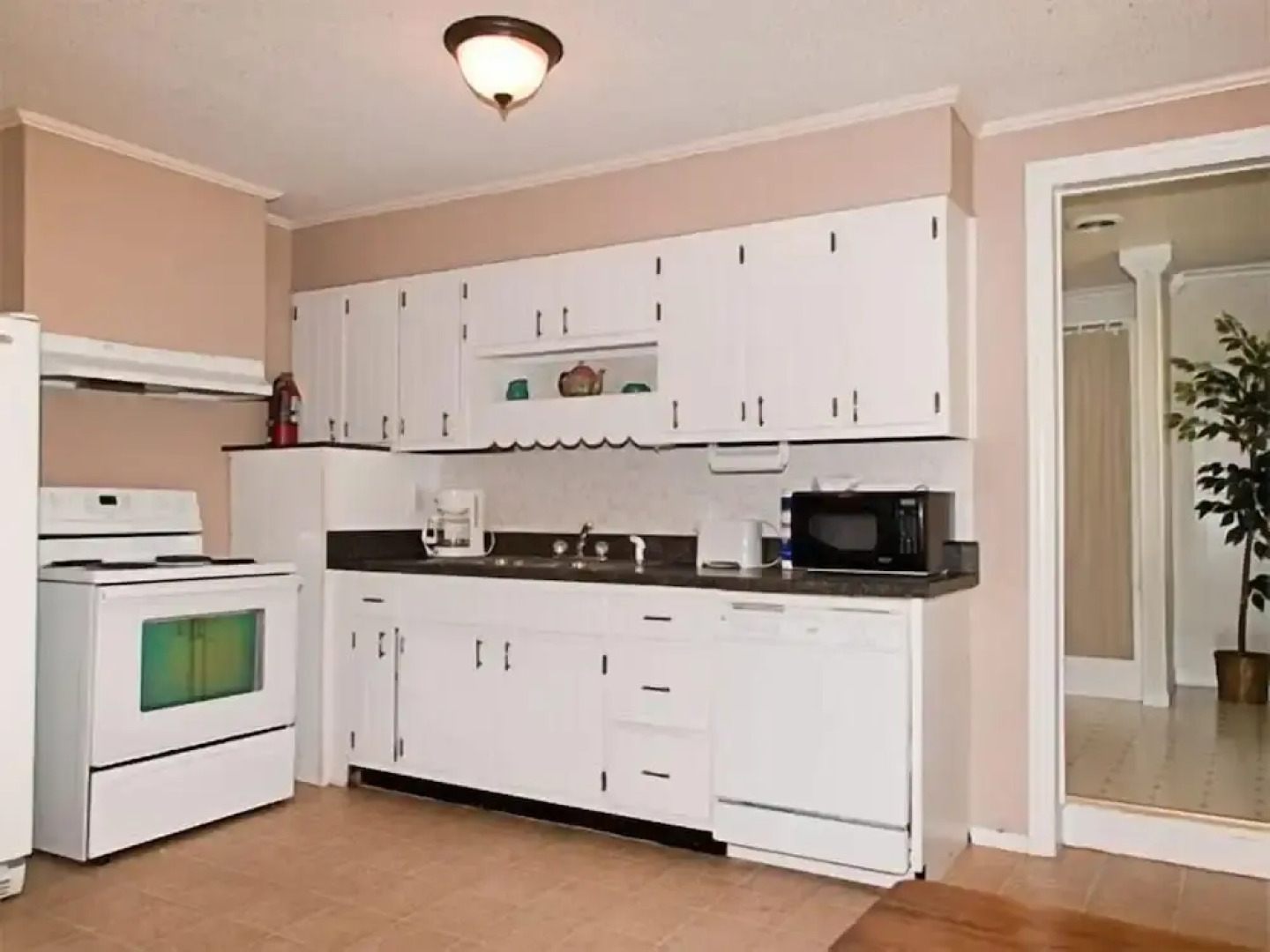 Lakeside Resort-Lakeside Cabins