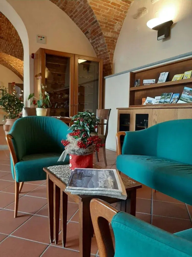 Casa Regina Montis Regalis