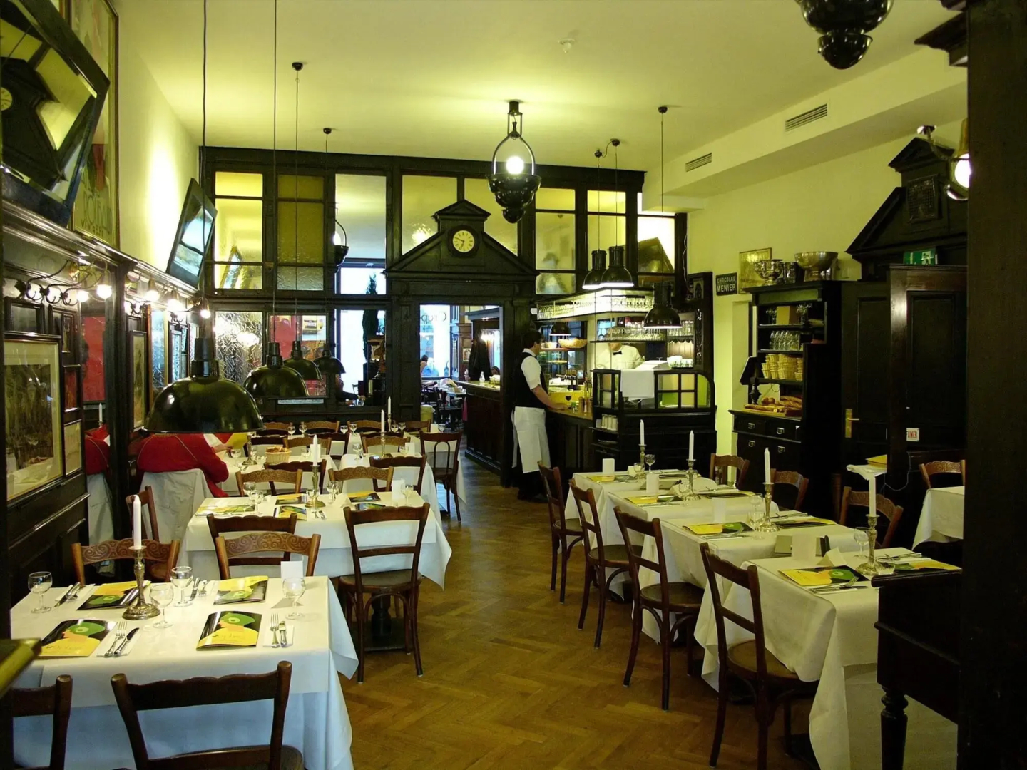 Hotel Orphée - Großes Haus