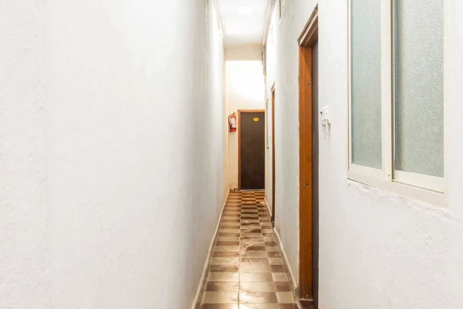 Oyo 28472 Hotel Shree Palace