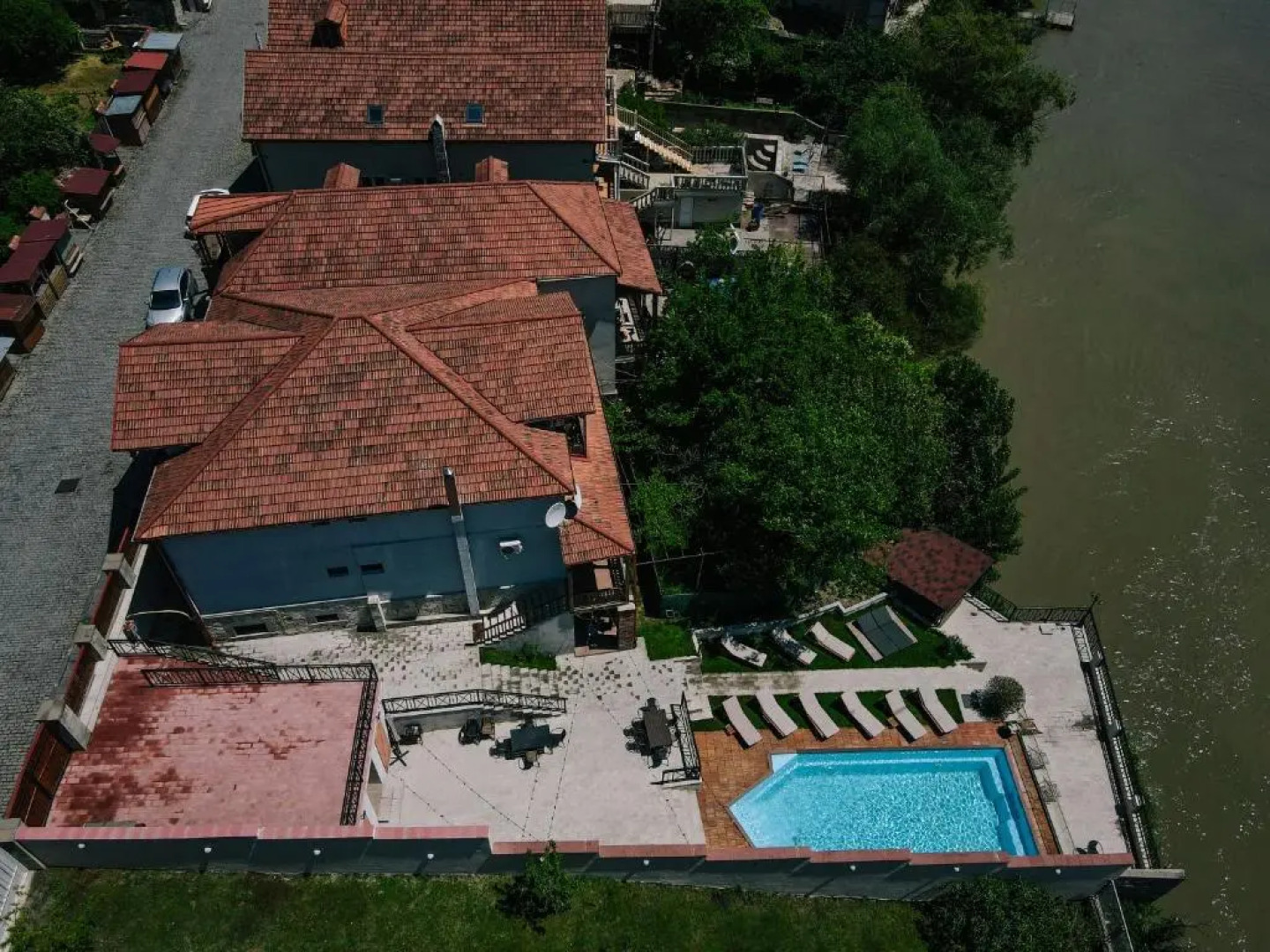 River Front Mtskheta