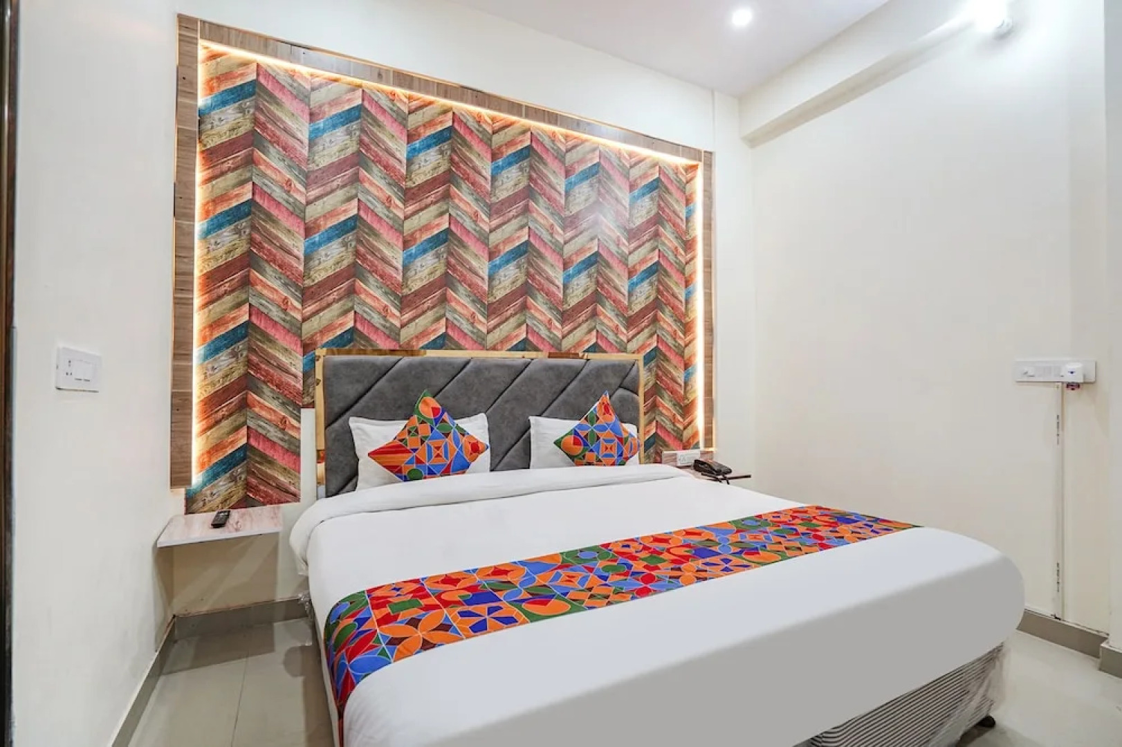 Fabhotel Siya Bihari