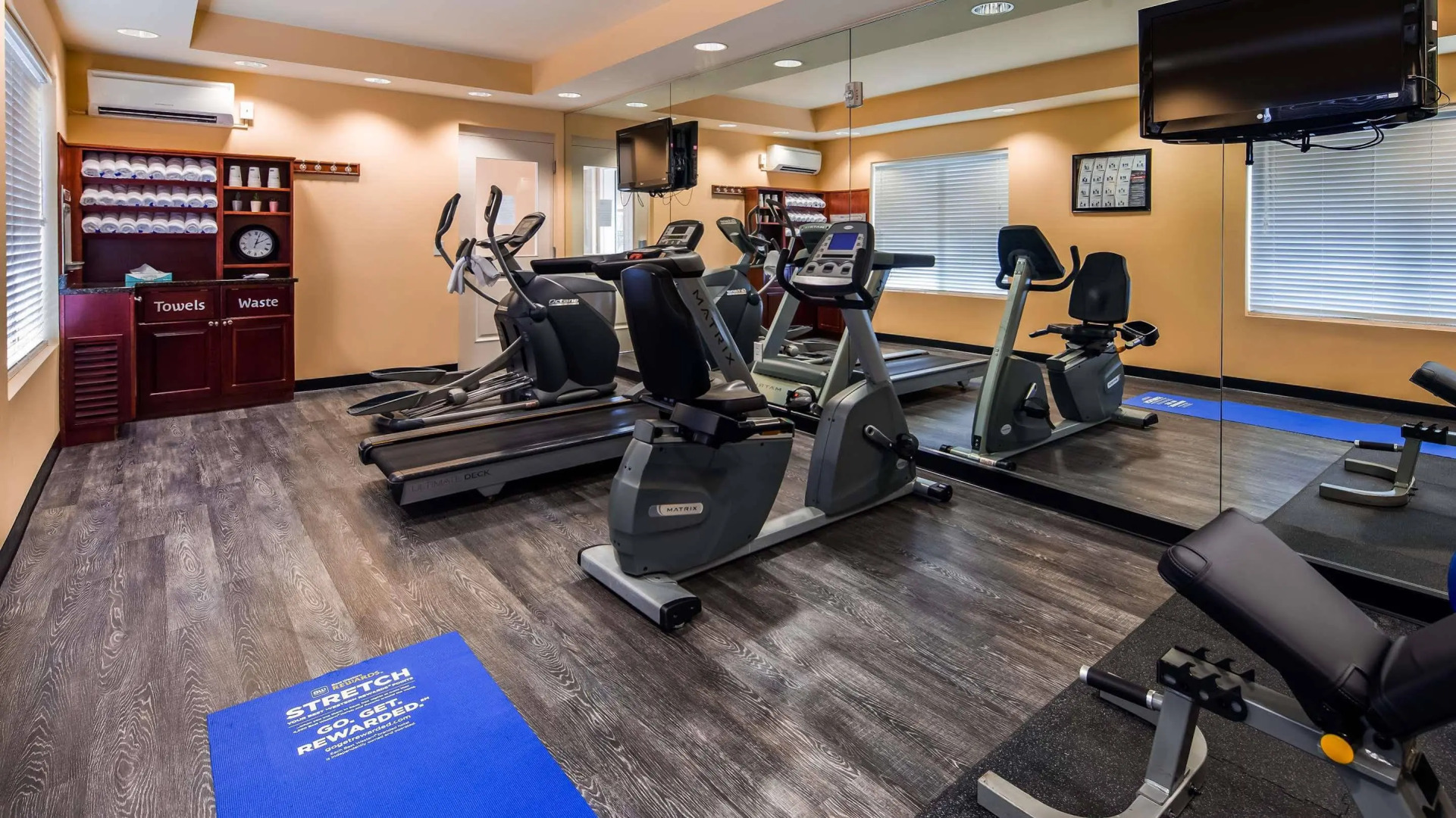 Best Western Plus Westgate Inn & Suites