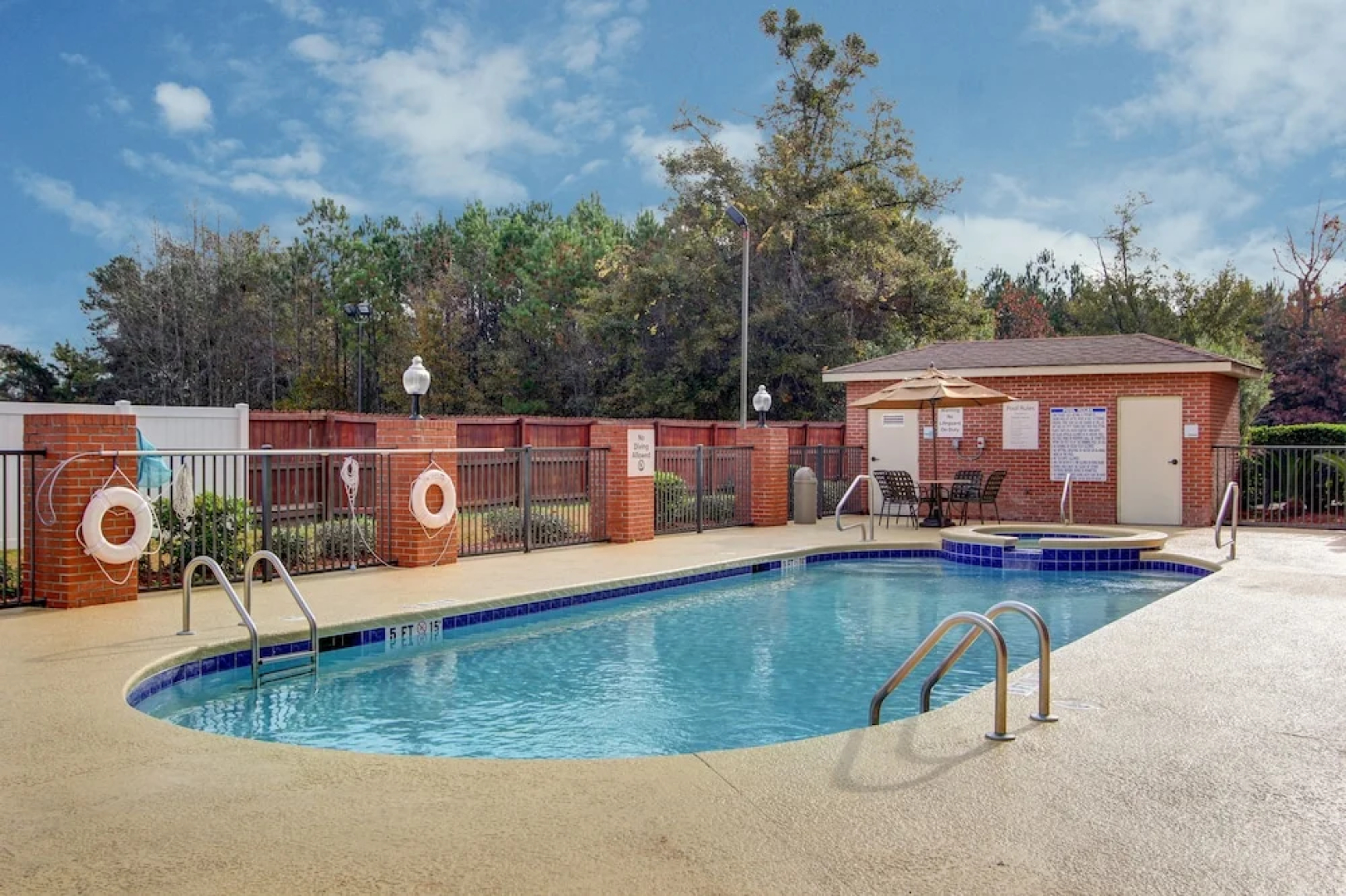 Holiday Inn Express Savannah S I95 - Richmond Hill