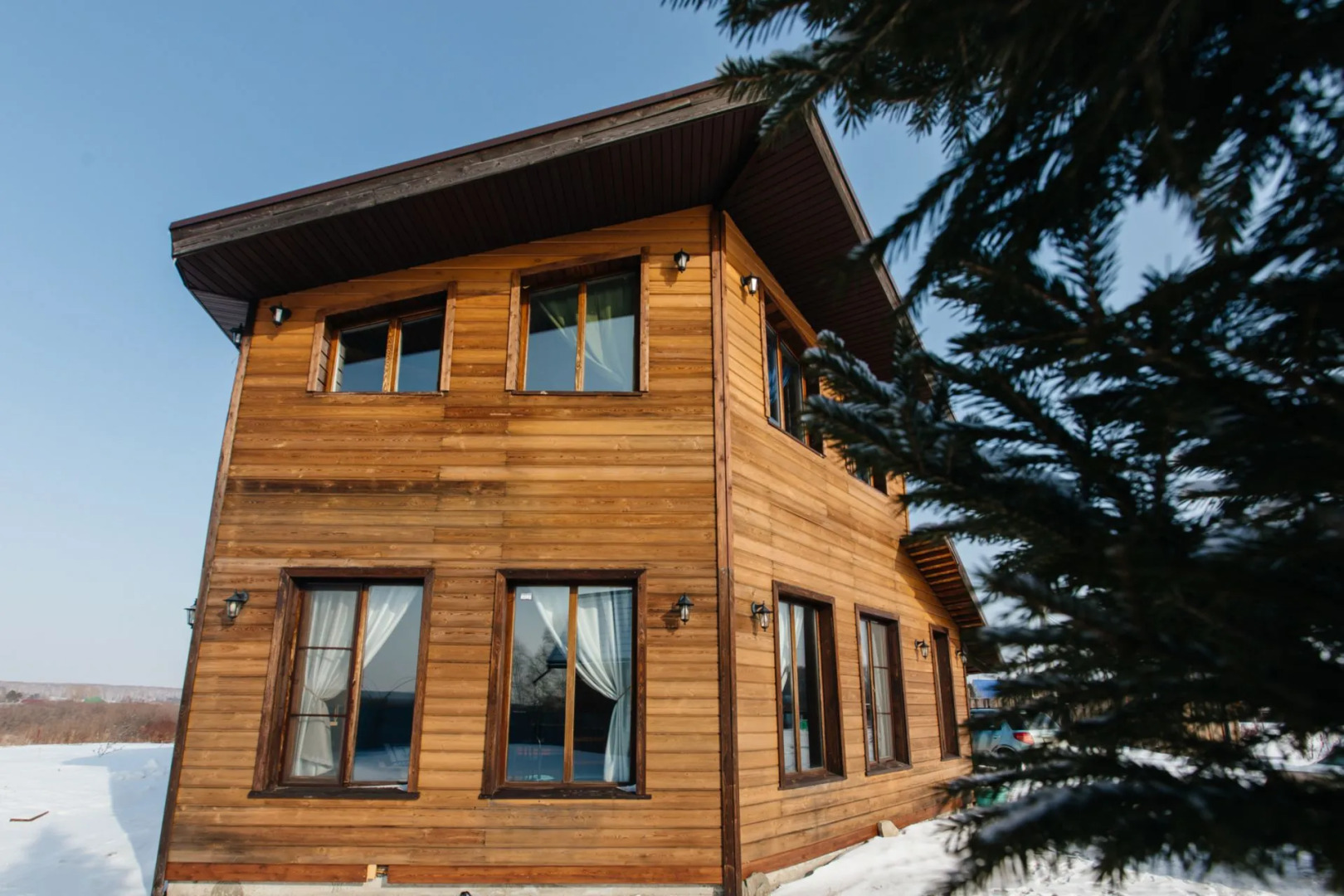 Yousinn (Дом с Кораблем)