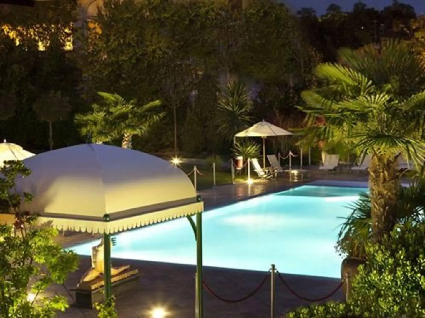 Vip's Motel Luxury Accommodation & Spa