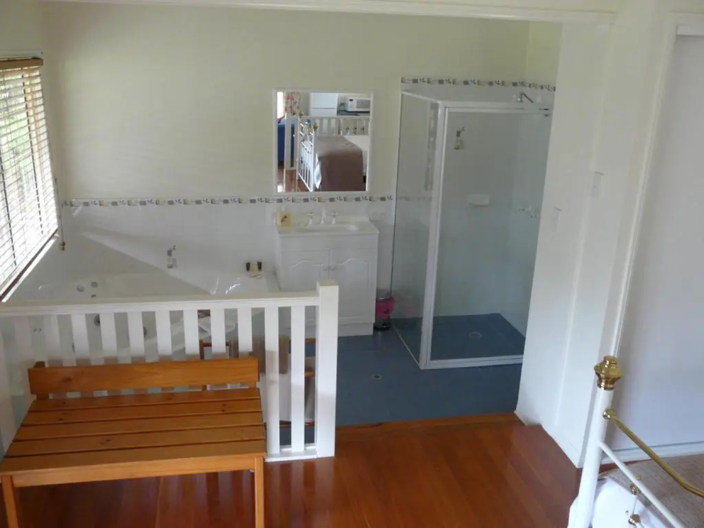 Granite Gardens Cottages & Lake Retreat