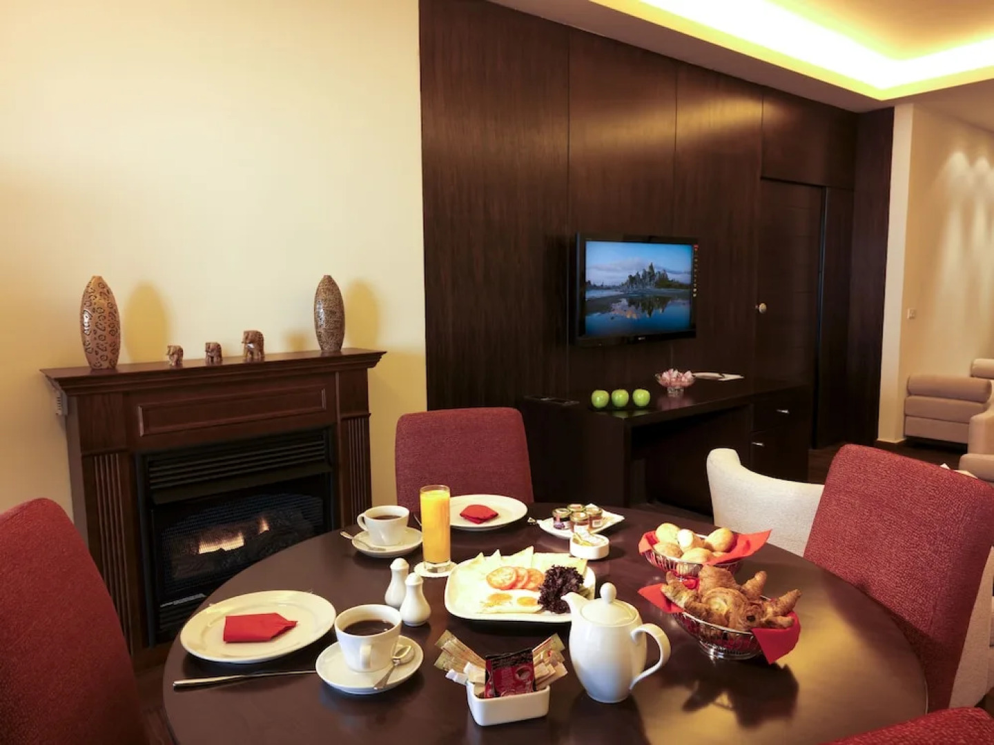 One to One Hotel & Apartments