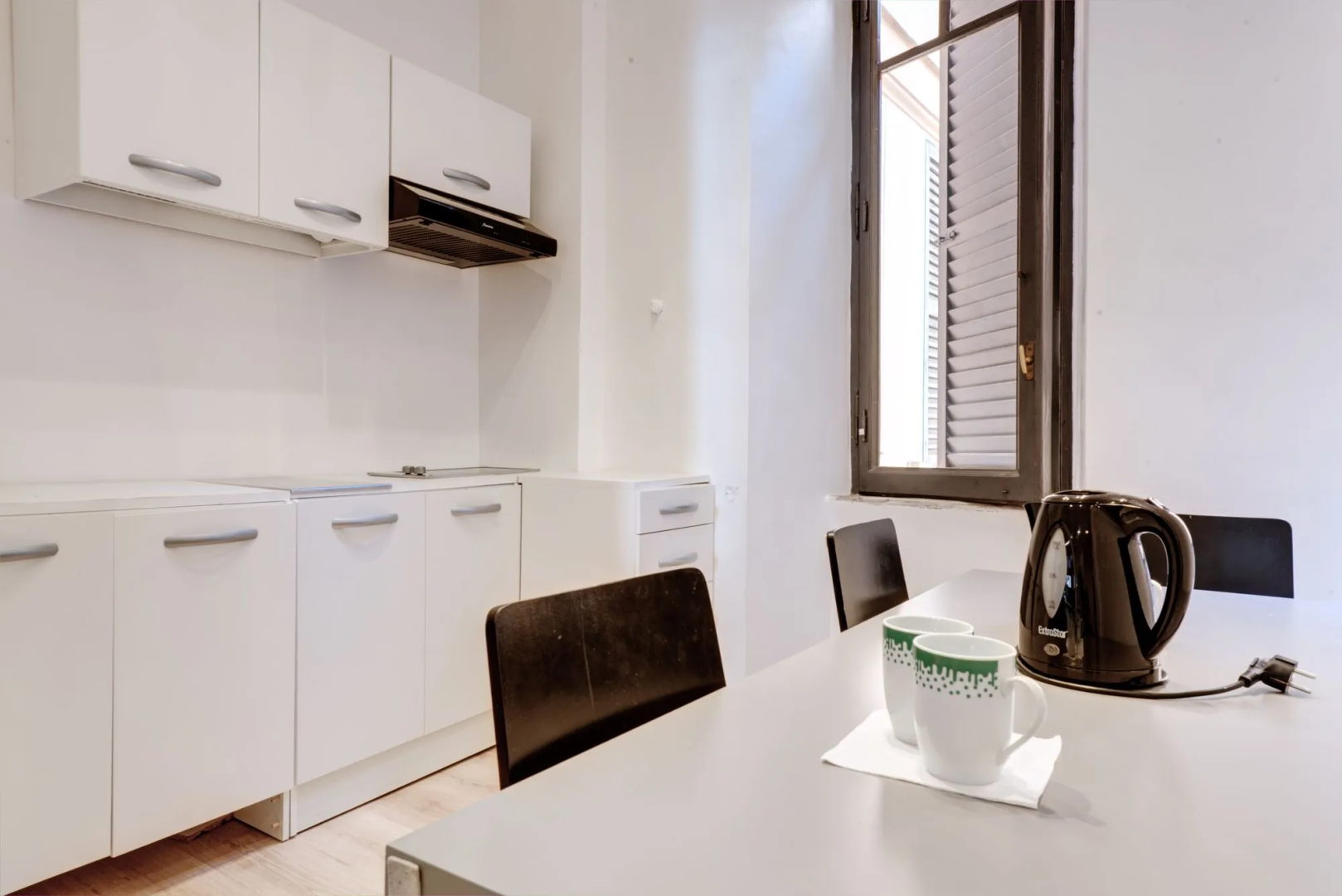 Ad Hoc Guesthouse