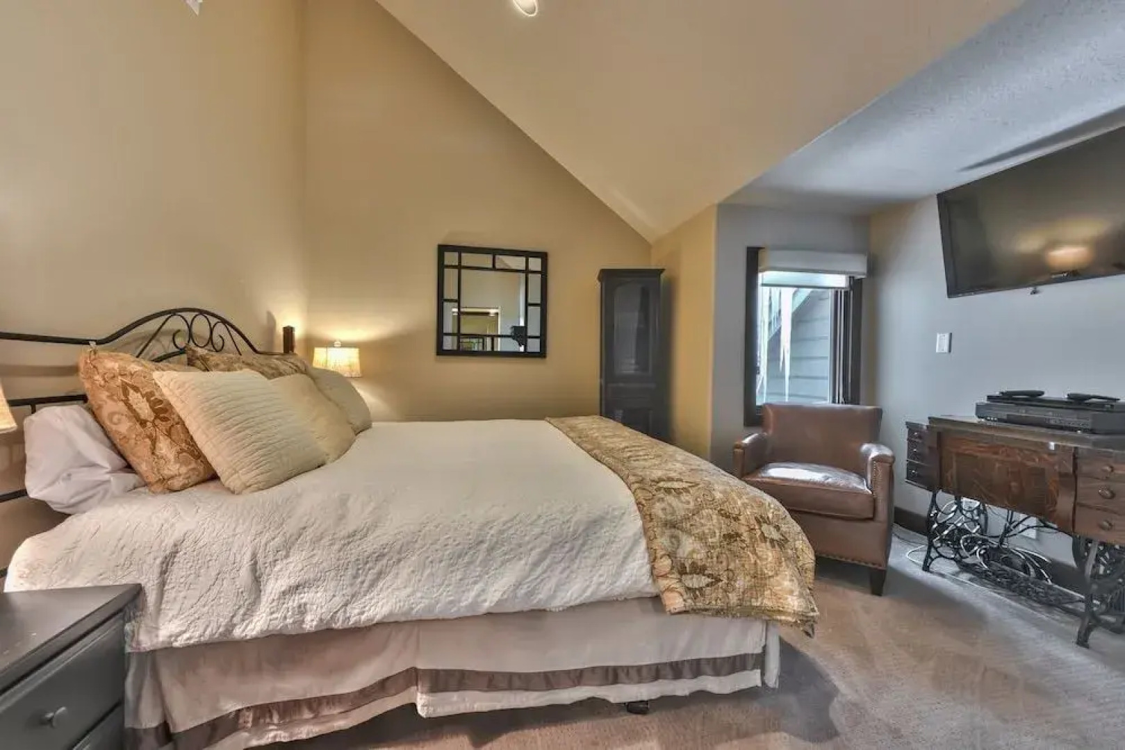 Deer Valley Deer Lake Village