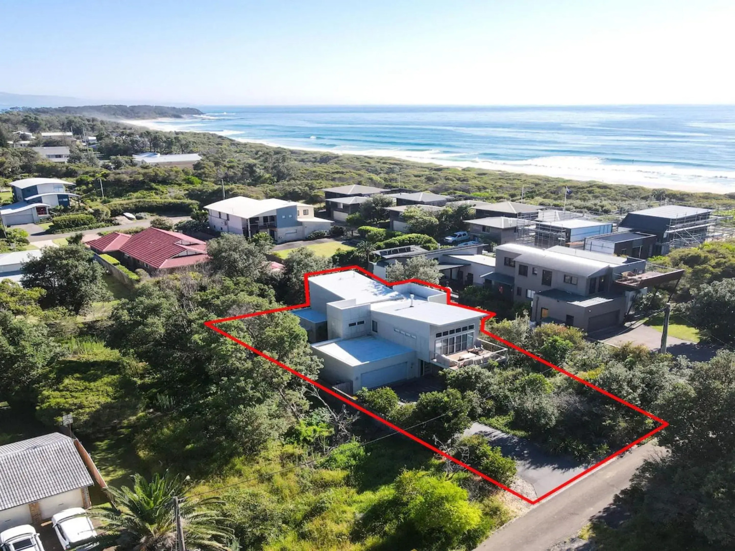 Sunshine Beach House-25 Metre Walk To The Beach